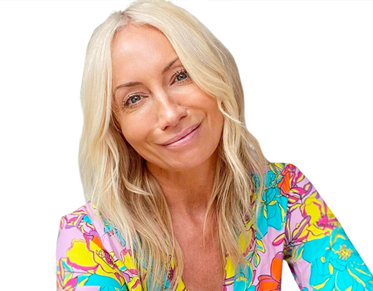 Poczytajmy o miłości… – Ewelina Stępnicka o życiu, porażkach, miłości do ciała i światła, które jest w nas