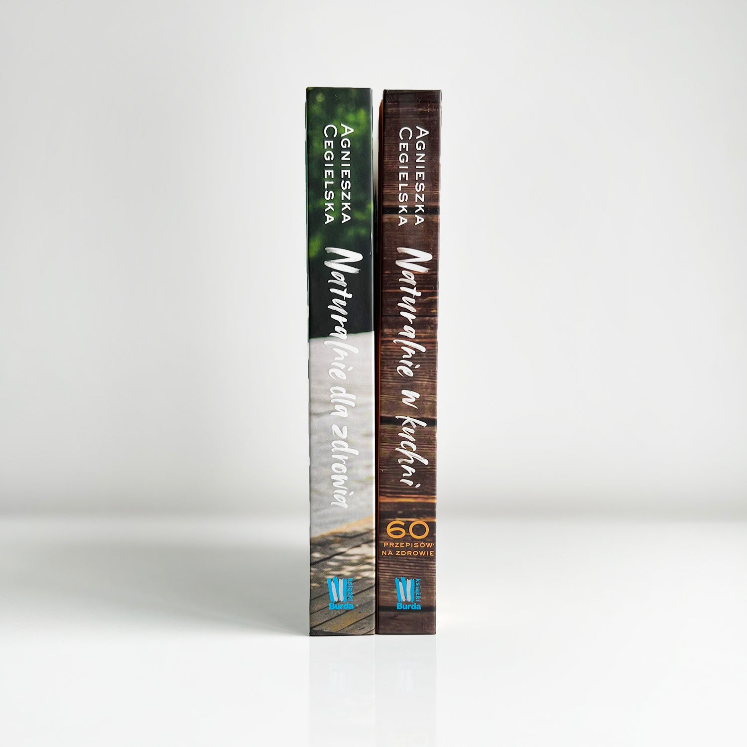 Set of books: "Naturally in the kitchen and Naturally for health"