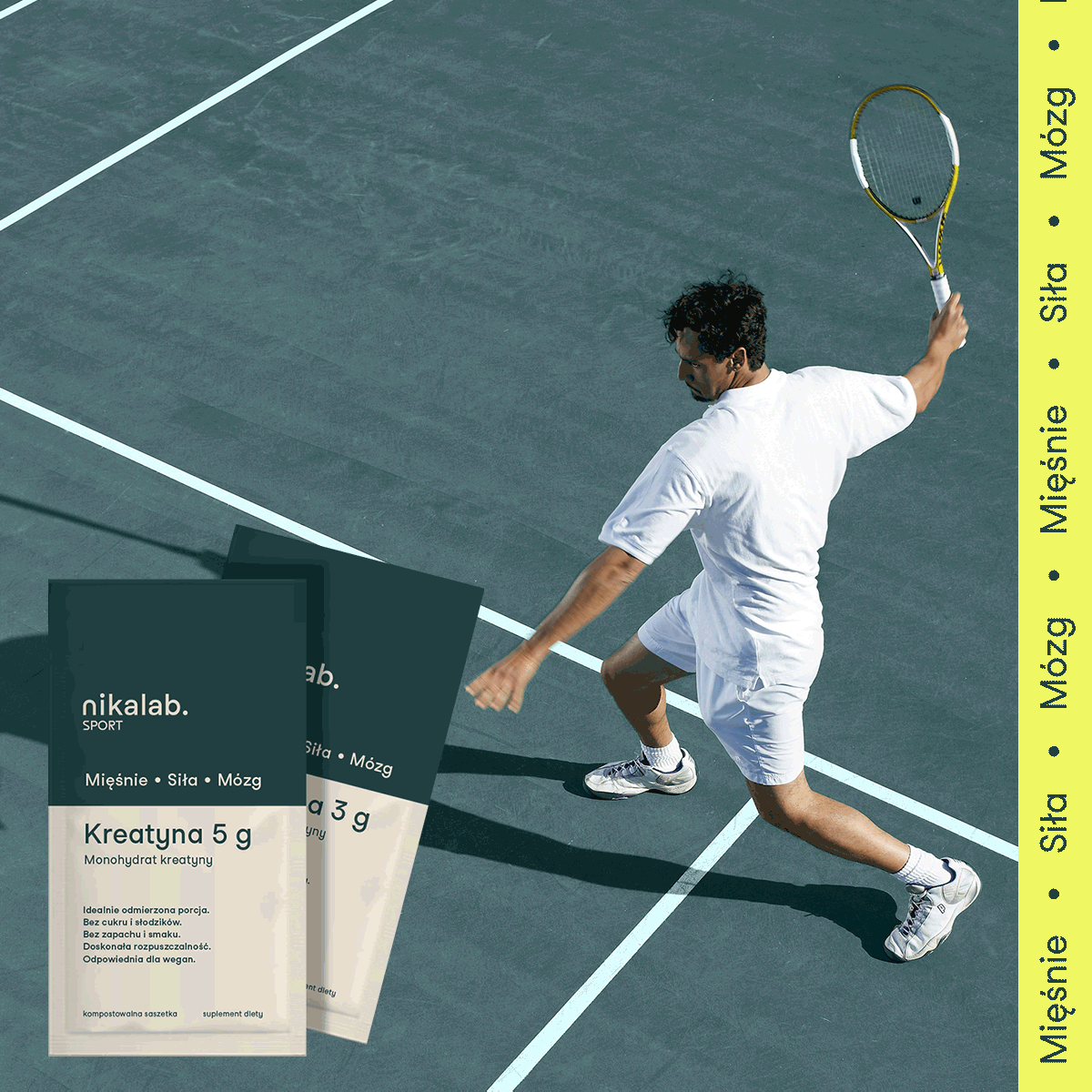 Zawodnik grający w tenisa na korcie oraz saszetki kreatyny 5 g i 3 g nikalab sport.
