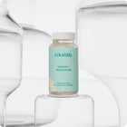 Suplement diety nikalab – Magnez + Witamina B6 – 90 wegańskich kapsułek w biodegradowalnym słoiczku z jasną etykietą.